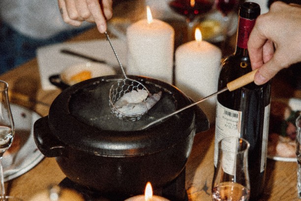 Fleisch und Fisch Fondue im Ennshof